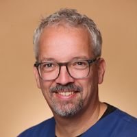 Dr. med. Benjamin Berlemann | Chefarzt der der Kinder- und Jugendklinik Helios St. Johannes Klinik Diabetologie (DDG) und Endokrinologie Koordinationsarzt im Netzwerk diabetischer Fuß (DDG)